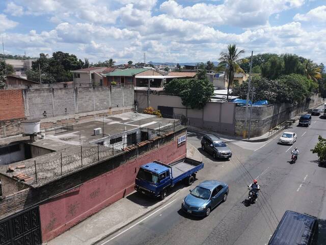 #28 - CASA DE HABITACION para Compra en Tegucigalpa - Distrito Central  - 2